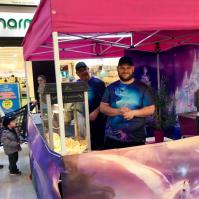 Stand gourmands en version Supers Héros